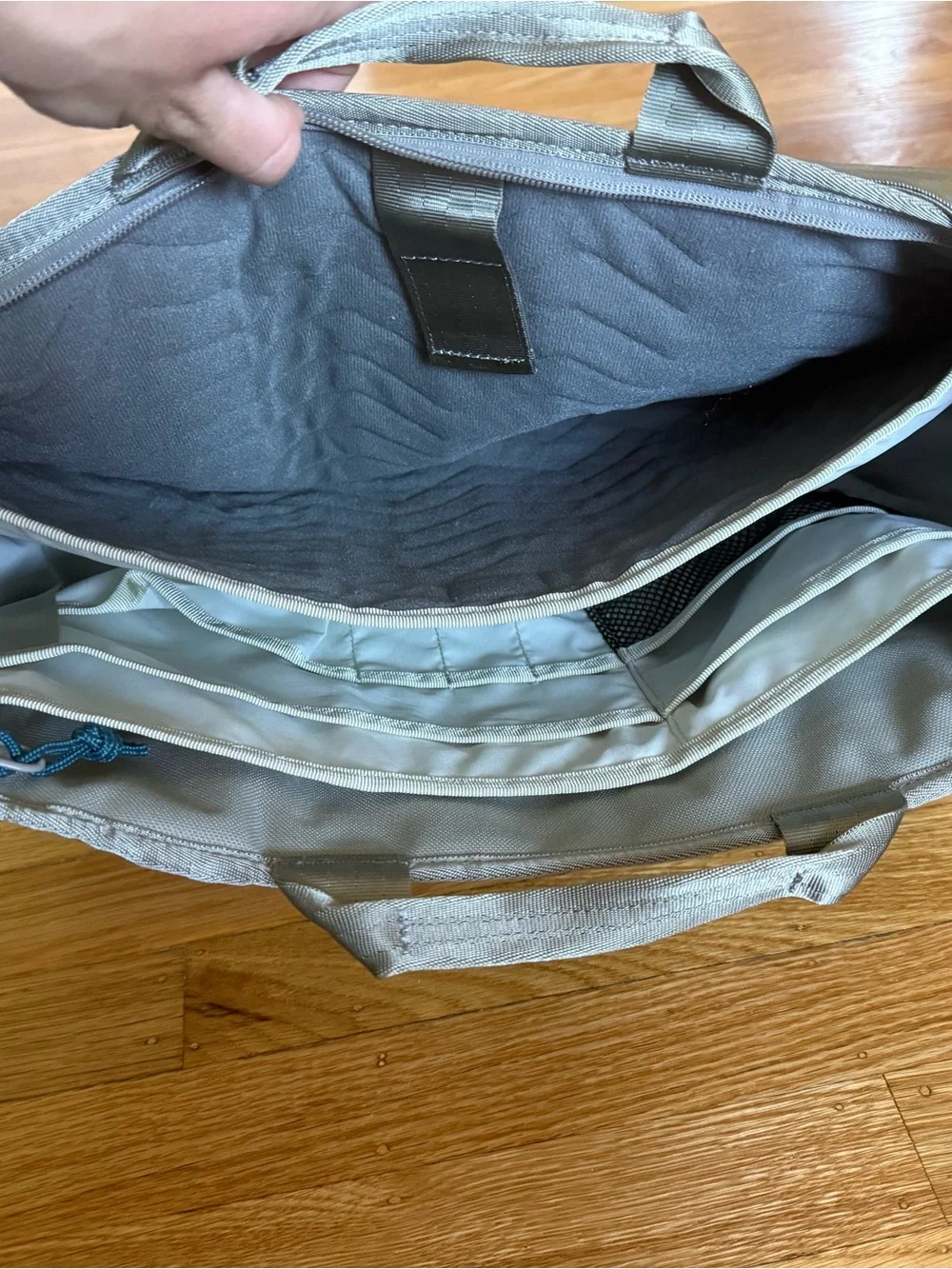 Chrome Industries Gray/Gold Messenger Bag with Reflective Strae